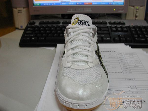 ASICS�߶�����Ь 41.5��һ˫�������ת�����ʵ��ֵܣ�(Ҳ���Խ���ƹ������)