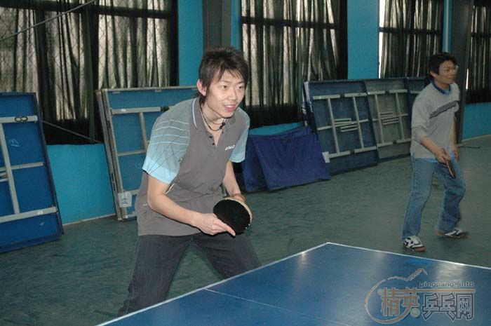 [��ͼ]2��4�վ�Ӣ�������ֲ������ڡ���˹�ر���������ʵ