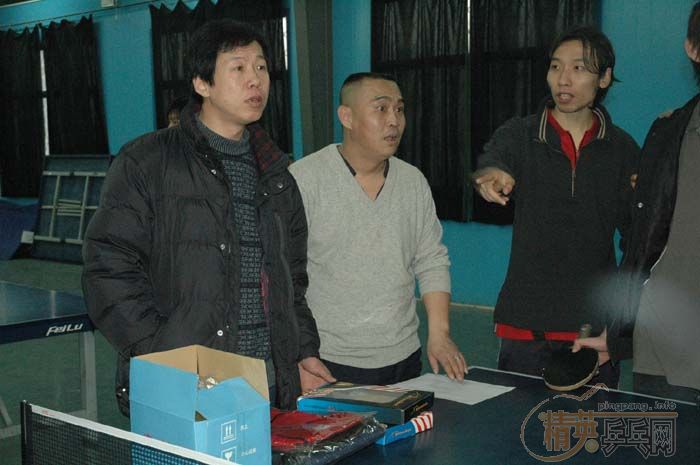 [��ͼ]2��4�վ�Ӣ�������ֲ������ڡ���˹�ر���������ʵ