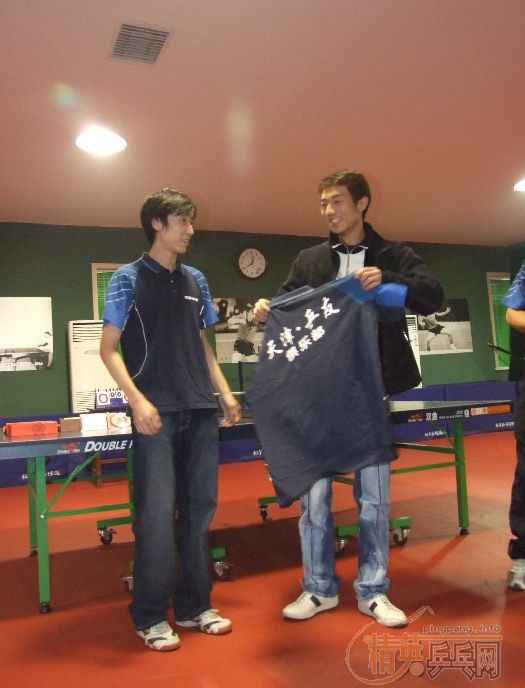 ��Ӣ���ƹ�Ѿ��ֲ����й�����ƽ�����Ѽ����