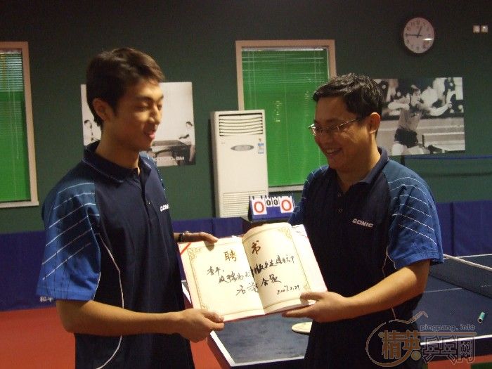 ��Ӣ���ƹ�Ѿ��ֲ����й�����ƽ�����Ѽ����