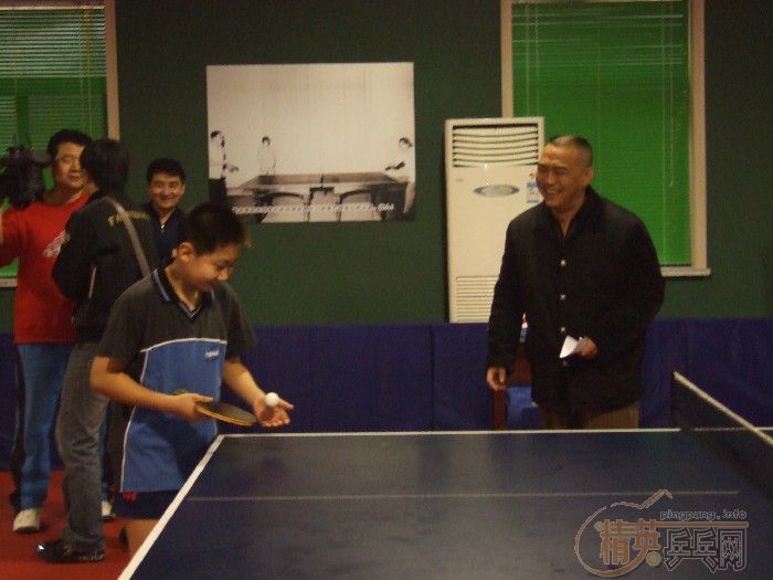 ��Ӣ���ƹ�Ѿ��ֲ����й�����ƽ�����Ѽ����