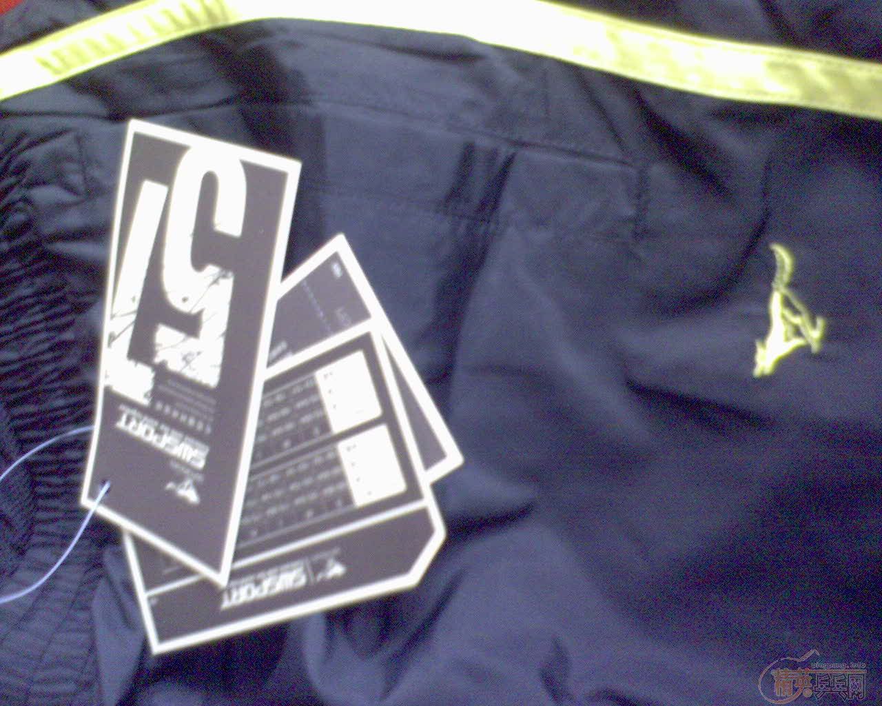 ������ƥ���˶������˸���Ȥô