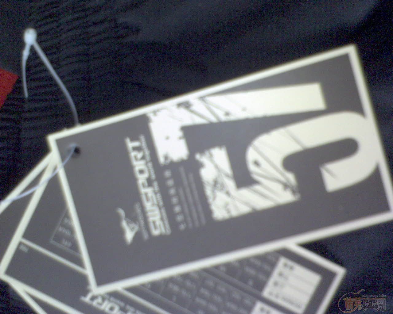 ������ƥ���˶������˸���Ȥô