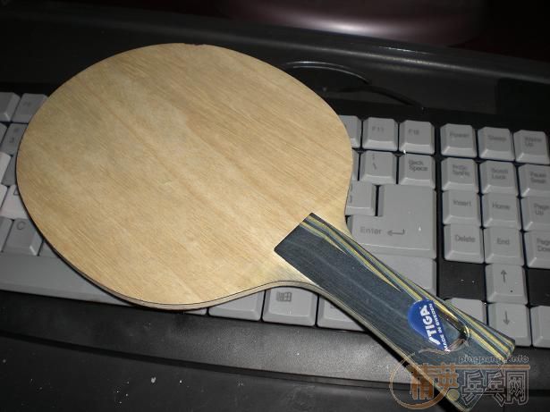 ���ѳ���9���µ��л�EG,FL�ֱ����ͺ�ɫSRIVER  FX,320Ԫ�����