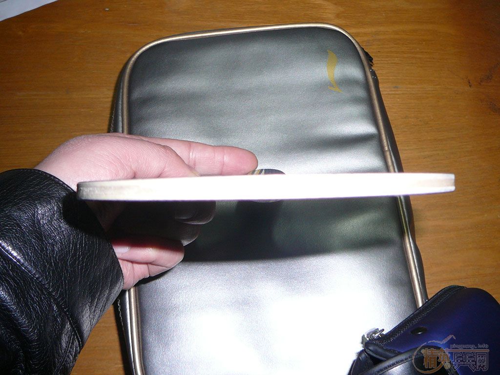 ���޵�̼��ˮ��ֱ�壨��ɫ��ͼ��