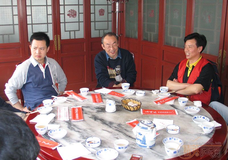 4��15�յ��Ľ쾫Ӣը�������ʵ