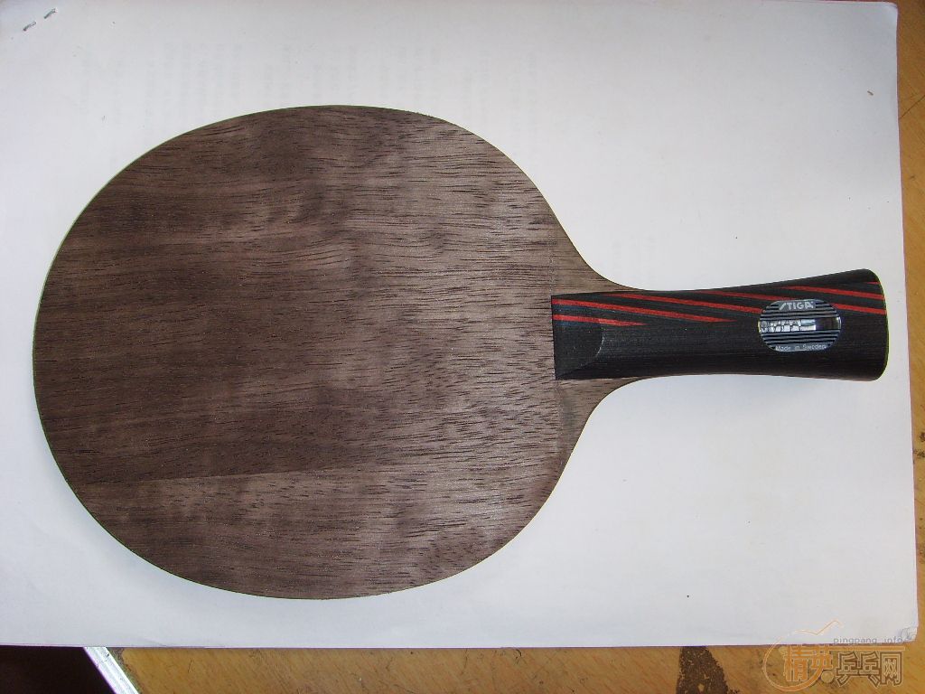 �����̼����Ʒ��ܺã�450Ԫ����˫��FC218��ɫ�����׽�