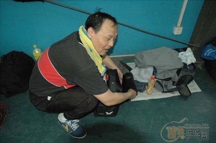 [��ͼ]4��22�ձ�����Ӣ���ֲ����ʵ