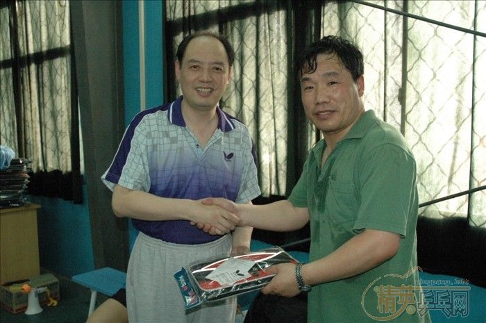 [��ͼ]5��13�վ�Ӣ�������ֲ����������ꡰ�᳤����������Բ������