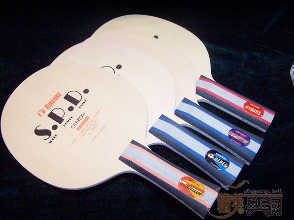 ��20���岩��KOKUTAKUչ̨����Ʒչʾ