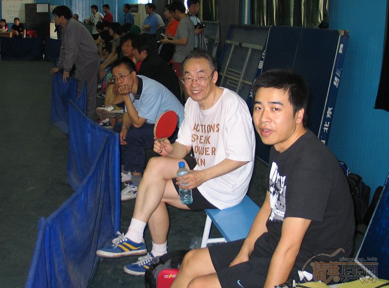 �Ⱥ��ҷ������Լ���רҵ����ĵĽ����������Ƭ����������ɽ����