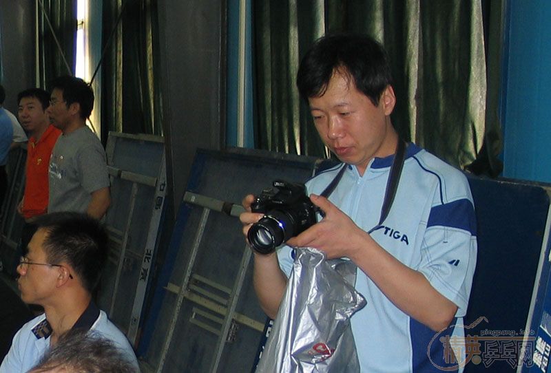 �Ⱥ��ҷ������Լ���רҵ����ĵĽ����������Ƭ����������ɽ����