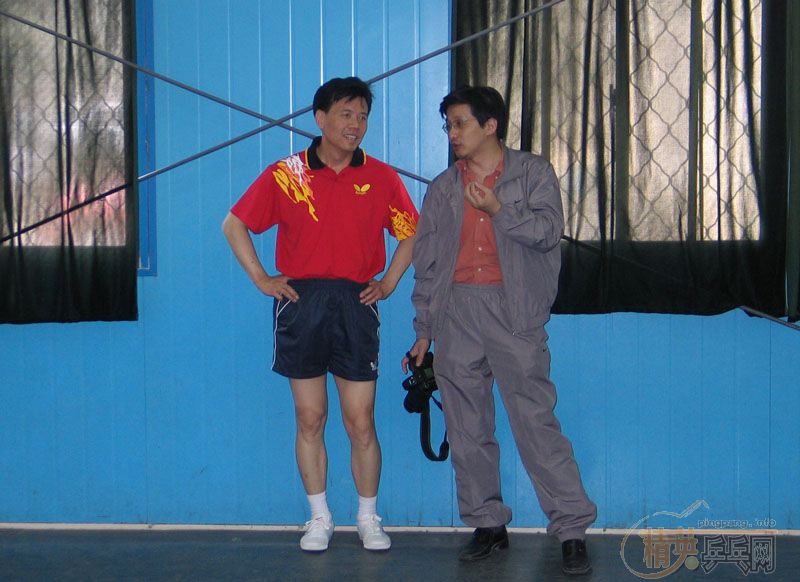 �Ⱥ��ҷ������Լ���רҵ����ĵĽ����������Ƭ����������ɽ����