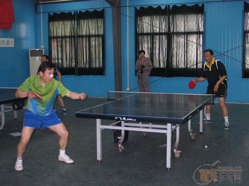 �Ⱥ��ҷ������Լ���רҵ����ĵĽ����������Ƭ����������ɽ����