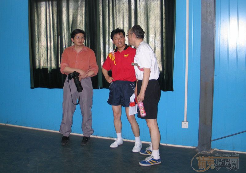 �Ⱥ��ҷ������Լ���רҵ����ĵĽ����������Ƭ����������ɽ����