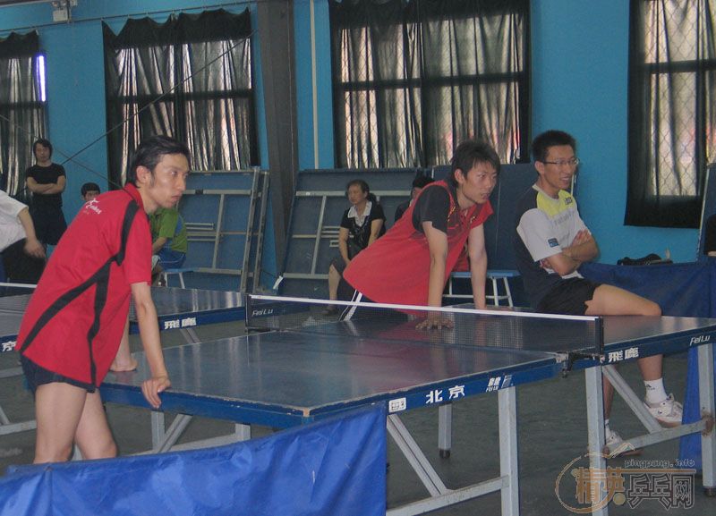 �Ⱥ��ҷ������Լ���רҵ����ĵĽ����������Ƭ����������ɽ����