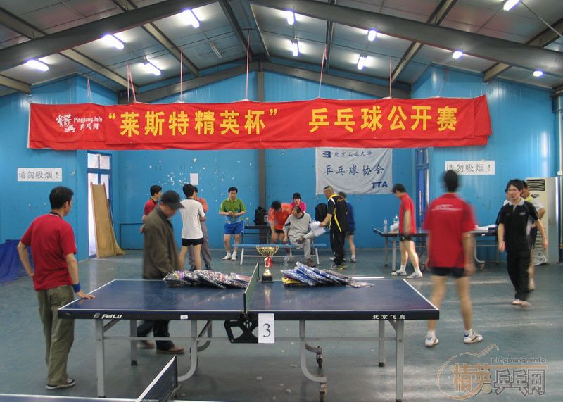 �Ⱥ��ҷ������Լ���רҵ����ĵĽ����������Ƭ����������ɽ����