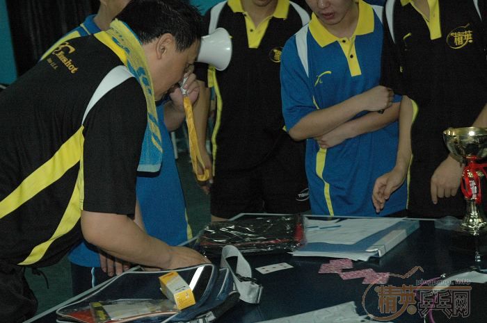 [��ͼ]6��17�գ����գ���Ӣ�������ֲ�����˹�ر����ܾ�����ʵ