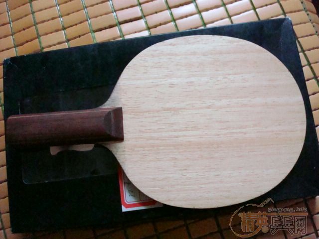 ��ȫ��CLһ�飬9.8����ˮ����ǿһ�飬9����RUNLOX5һ�顣