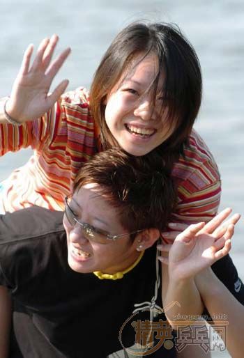 ƹ����Ů����ͼ֮�ߣ���³����ǵ����֣�