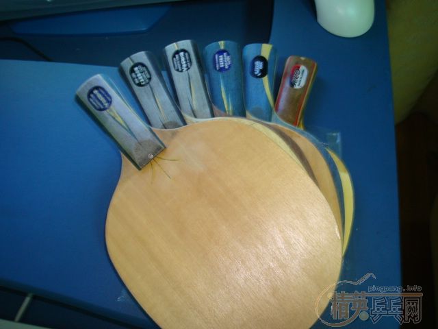 �����ˣ���ֱ�հ�����̼