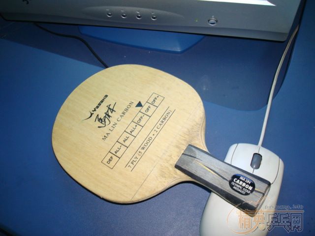 �����ˣ���ֱ�հ�����̼