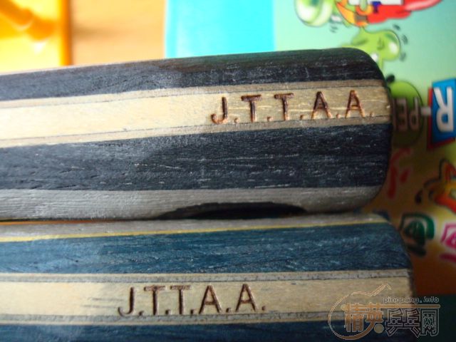 �����ˣ���ֱ�հ�����̼