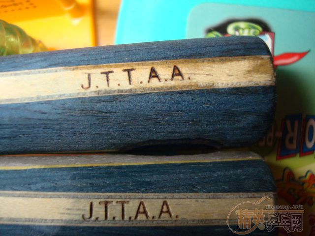 �����ˣ���ֱ�հ�����̼������YE����YEO