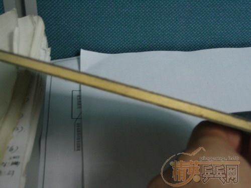 ��9.5���µ�ŷ��EG��200Ԫ����ݡ�һ֧9.5���µ�DONIC���ܷ�100Ԫ�����