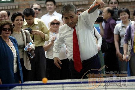 ������ƹ�ң���ӭ���䣩