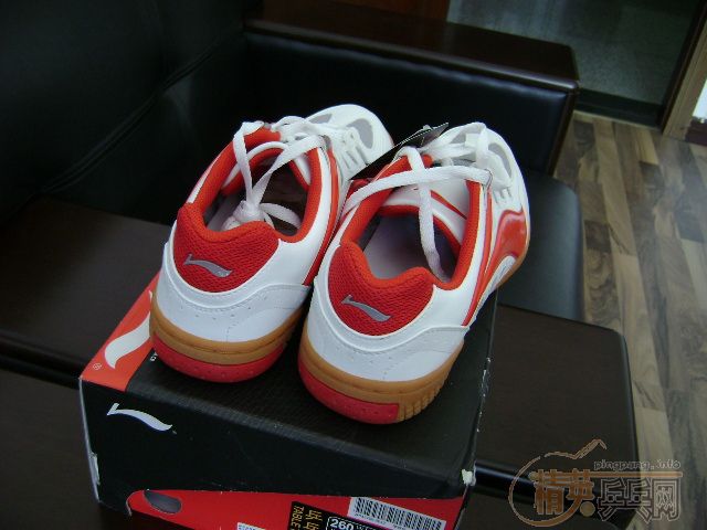 û����������ƹ����Ь,42��,���򻻰���