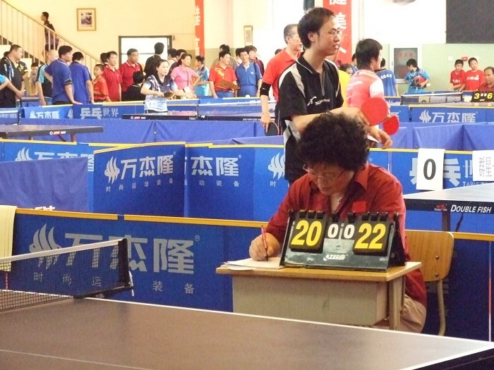 ��Ѷ��������Ӣ���ֲ���һ������������