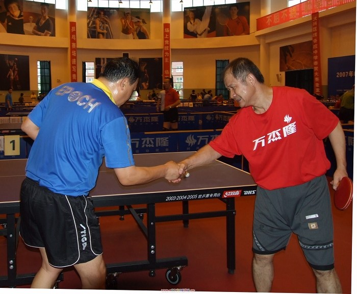 ��Ѷ��������Ӣ���ֲ���һ������������