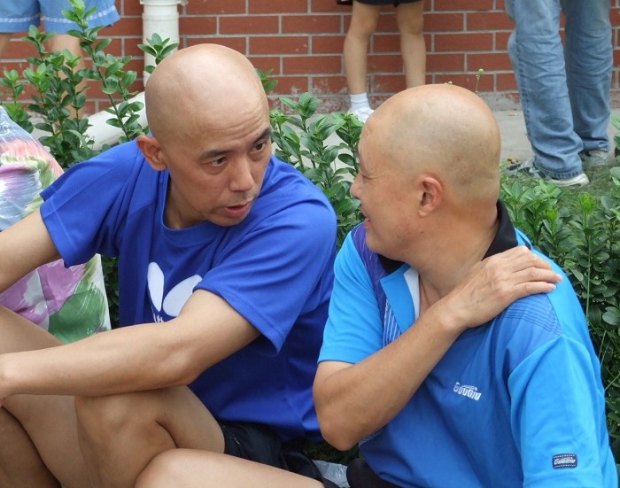 ��Ѷ��������Ӣ���ֲ���һ������������