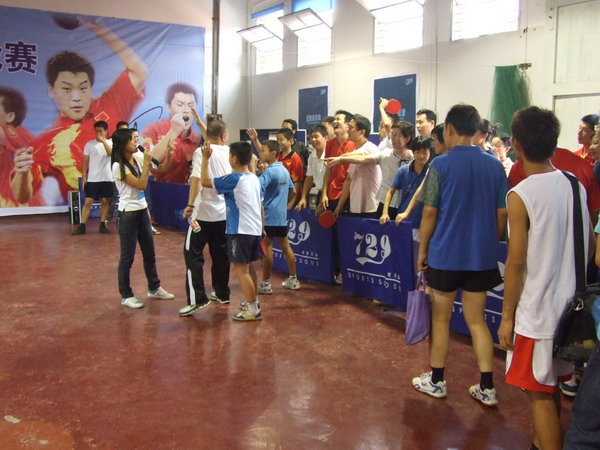 729��ȫ��ƹ���ϱ���ս��"�Ϸ�վ"�ֳ�����