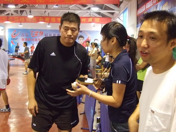 729��ȫ��ƹ���ϱ���ս��"�Ϸ�վ"�ֳ�����