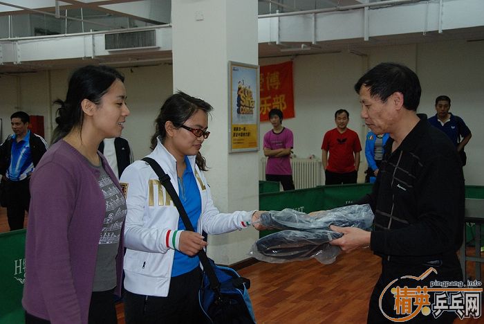 ͼ����2008����Ӣ���������ƹ���򹫿������ʵ��