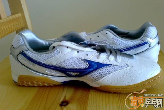 ����������Ũ���սѥ18KM76027���ɻ��壩