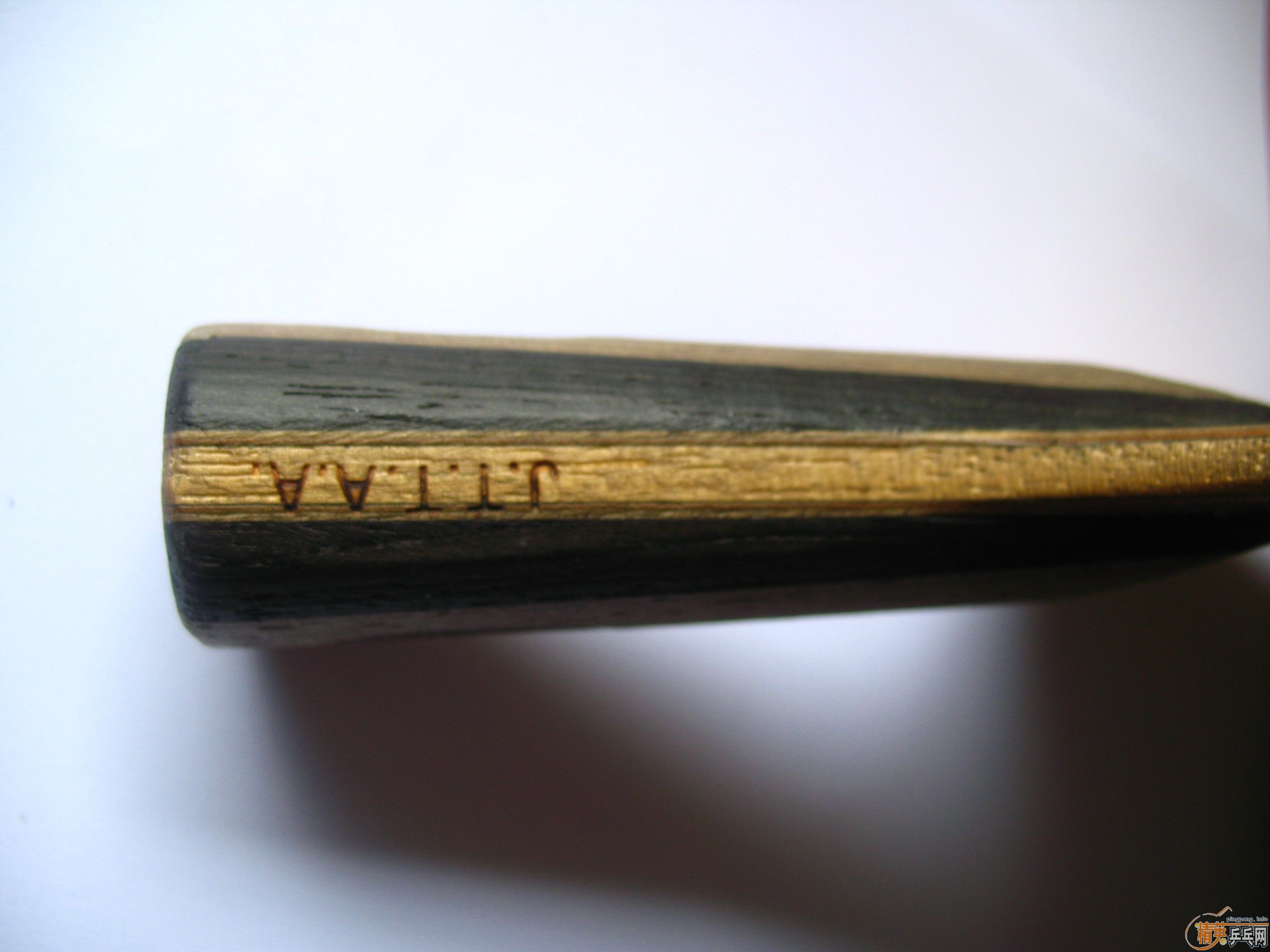 �������һ��̼�壺��һ�����հ���̼