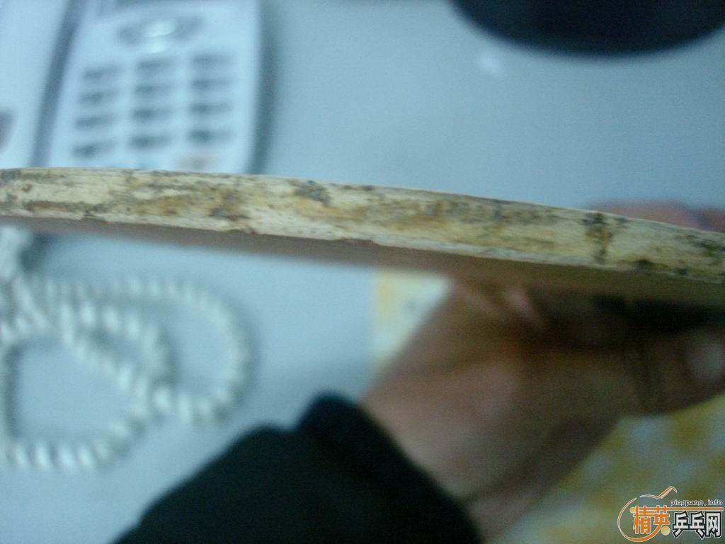 ��һ���˺����۵�YE(��)�ͽ�Ƥ��