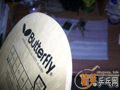 ��˫�Ӹ񲣼�һ�߼����׹�700Ԫ����ͼ���ͣ�