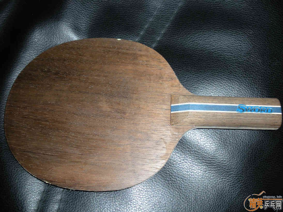 �ٱ��˳�����壺ye-3d�����µ¶��Ƴ�Խ