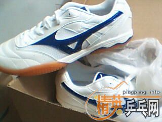 ����BOLL�װ�400���Խ���Ь��һ˫400�������ѳ���Ь����ͼ