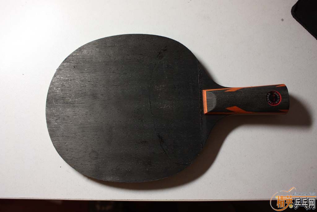 ��һ֧����˺�ɫ������һ֧�л�eg