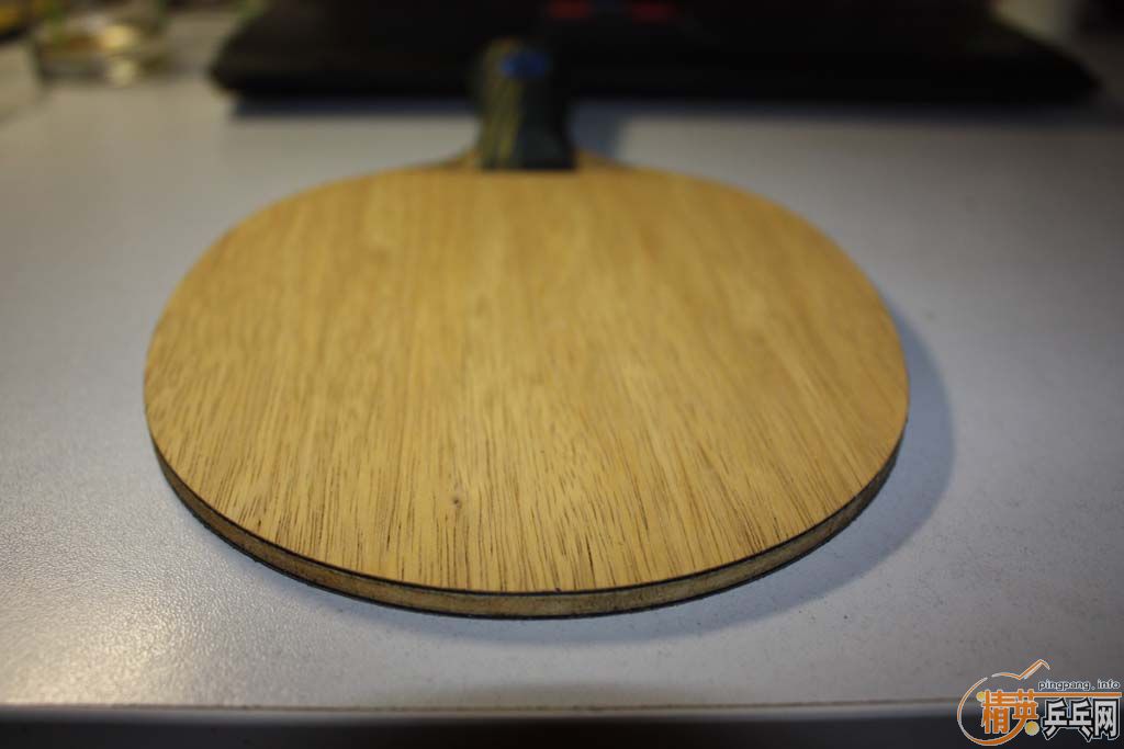 ��һ֧����˺�ɫ������һ֧�л�eg