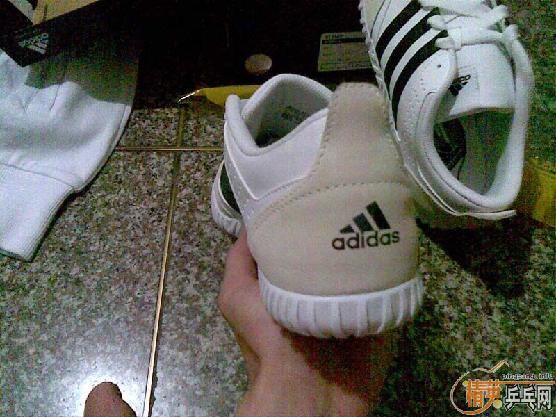 [ԭ��]ת��adidasƹ����Ь41��300�������׷�200