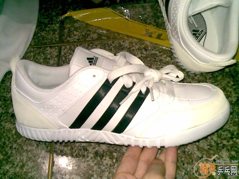[ԭ��]ת��adidasƹ����Ь41��300�������׷�200