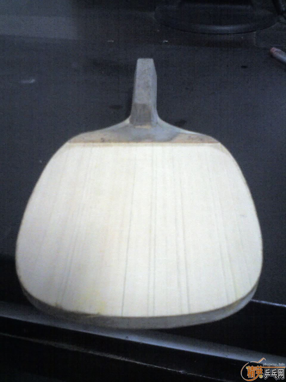 �����ֱ�����м��齺Ƥ��