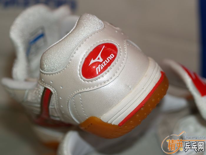 --**����ŨWAVE DRIVEƹ����Ьһ˫��JP23�ģ��൱��36.5�ţ������棬�ؼۣ�450��!